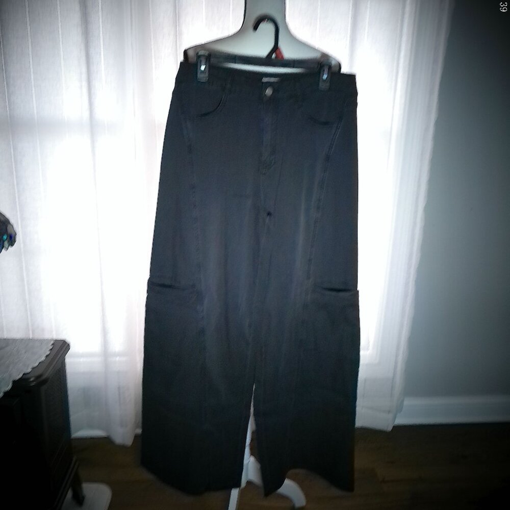 EASEL Los Angeles NWT High Waisted Black Wide Leg Cargo Soft Jeans L
